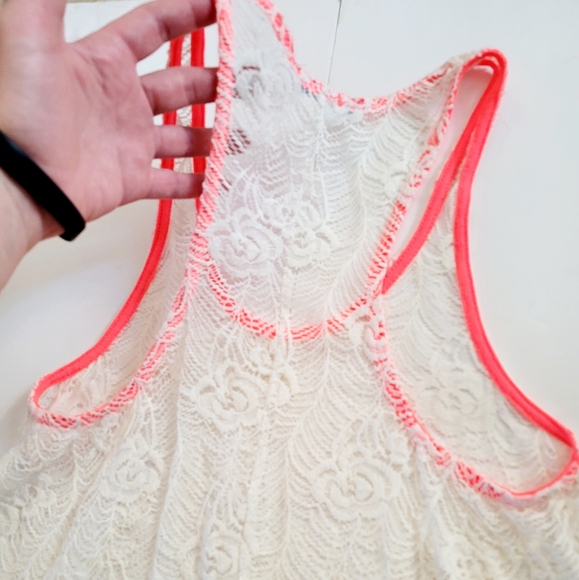 NWOT lace racerback tank - Picture 6 of 7